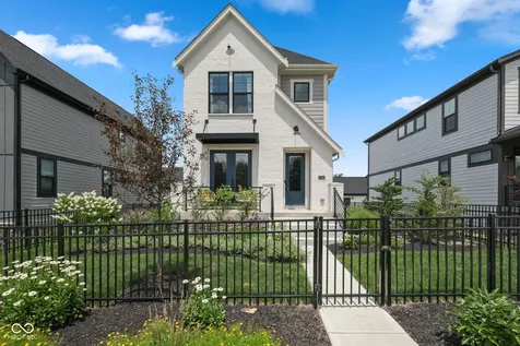 11521 Langton Walk Zionsville IN 46077