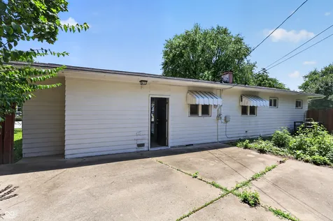 298 Gilbert Avenue Beech Grove IN 46107