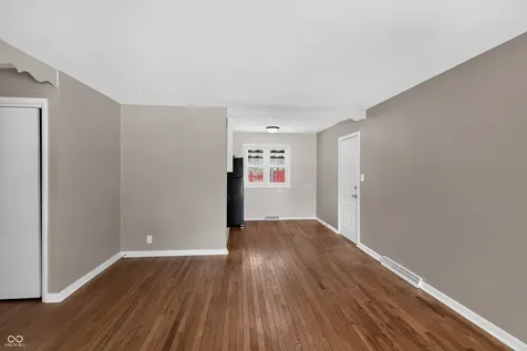 298 Gilbert Avenue Beech Grove IN 46107