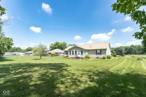 2691 E Annily Court Martinsville IN 46151
