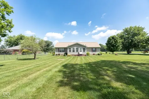 2691 E Annily Court Martinsville IN 46151