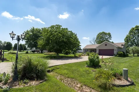 2691 E Annily Court Martinsville IN 46151