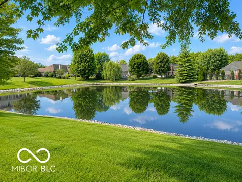 1094 Brookway Drive Avon IN 46123
