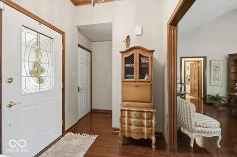 1094 Brookway Drive Avon IN 46123