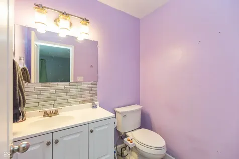 1122 Cottage Circle Seymour IN 47274