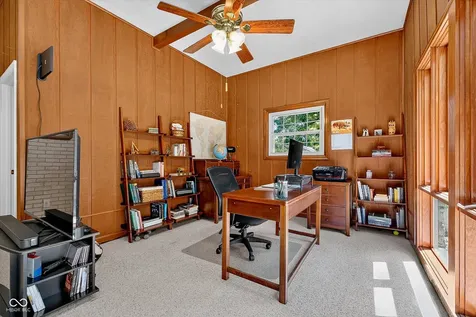 6926 Woodridge Drive Avon IN 46123