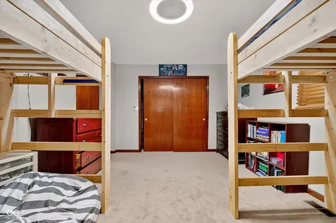 6926 Woodridge Drive Avon IN 46123