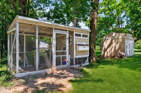 6926 Woodridge Drive Avon IN 46123