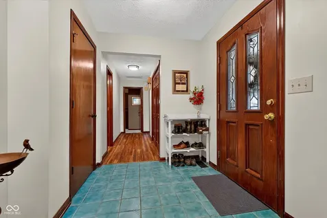 6926 Woodridge Drive Avon IN 46123