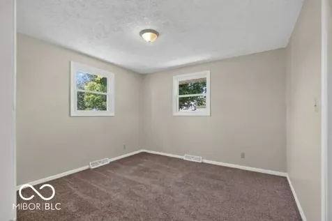 953 Radio Lane New Castle IN 47362