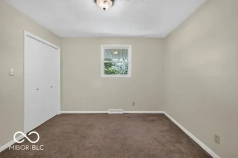 953 Radio Lane New Castle IN 47362