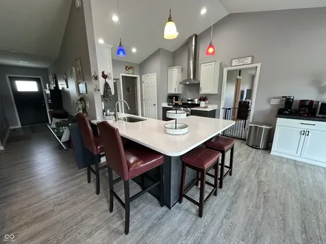 11647 N Us Highway 231 Roachdale IN 46172