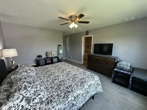 11647 N Us Highway 231 Roachdale IN 46172