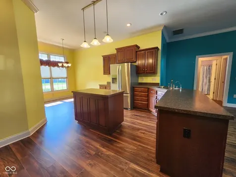 919 Buena Vista Drive Brownstown IN 47220
