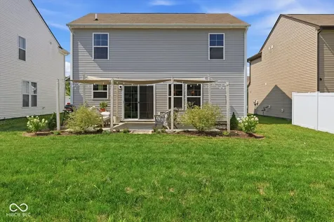 1370 Delacorte Circle Shelbyville IN 46176