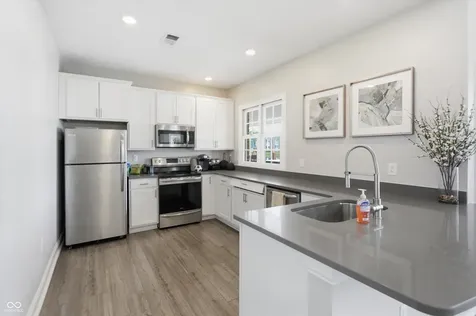 1443 Sierra Springs Carmel IN 46032