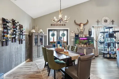 7825 Bullfinch Lane Indianapolis IN 46239