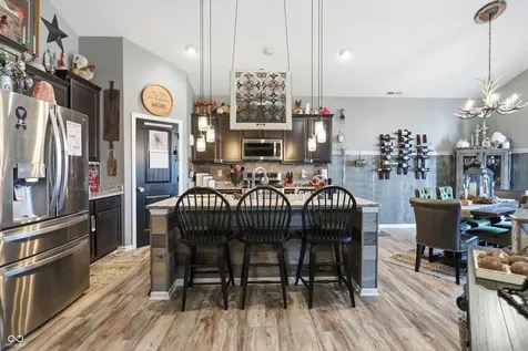 7825 Bullfinch Lane Indianapolis IN 46239