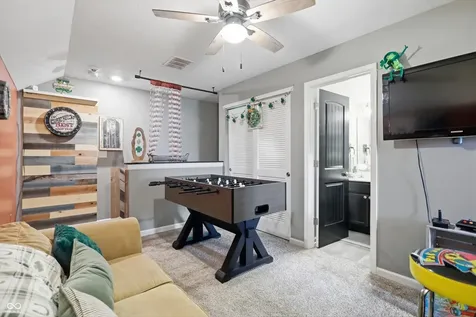 7825 Bullfinch Lane Indianapolis IN 46239