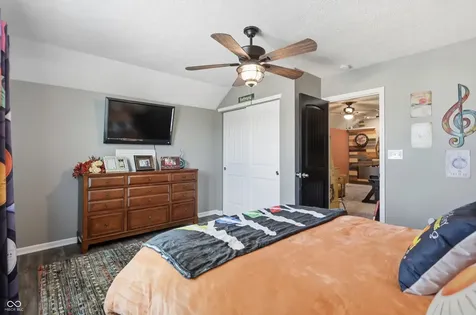 7825 Bullfinch Lane Indianapolis IN 46239