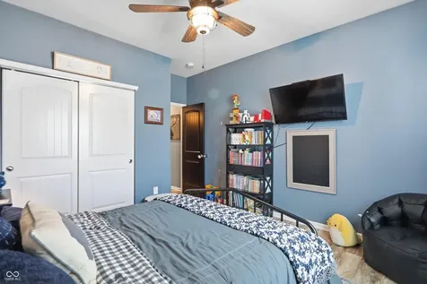 7825 Bullfinch Lane Indianapolis IN 46239