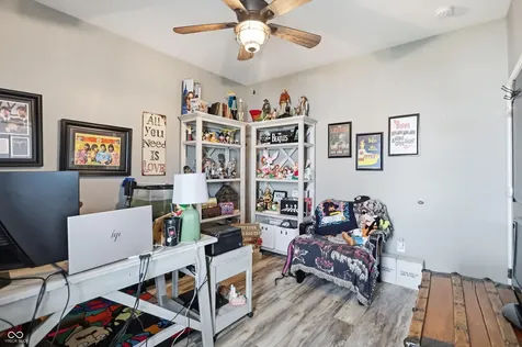 7825 Bullfinch Lane Indianapolis IN 46239
