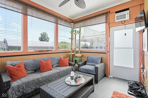 7825 Bullfinch Lane Indianapolis IN 46239