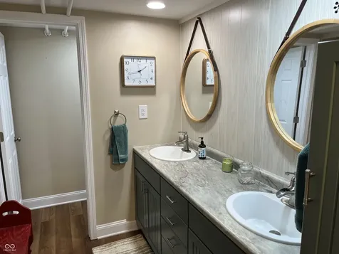 450 S Valley Lane Greenwood IN 46142