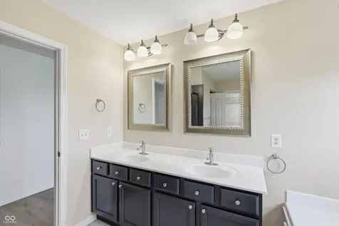 11841 Wedgeport Lane Fishers IN 46037