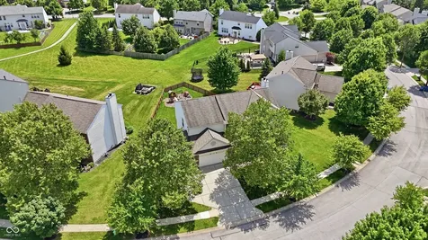 11841 Wedgeport Lane Fishers IN 46037