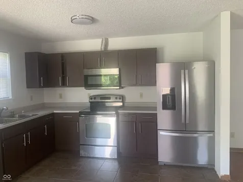 6444 Amick Way Indianapolis IN 46268