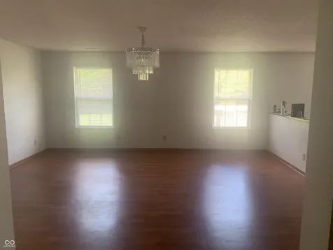 6444 Amick Way Indianapolis IN 46268