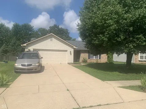 6444 Amick Way Indianapolis IN 46268