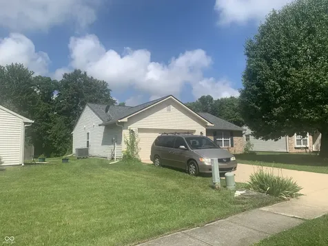 6444 Amick Way Indianapolis IN 46268