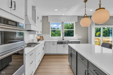 9864 Canterwood Lane Fishers IN 46038