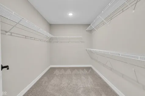 9864 Canterwood Lane Fishers IN 46038