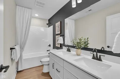 9864 Canterwood Lane Fishers IN 46038