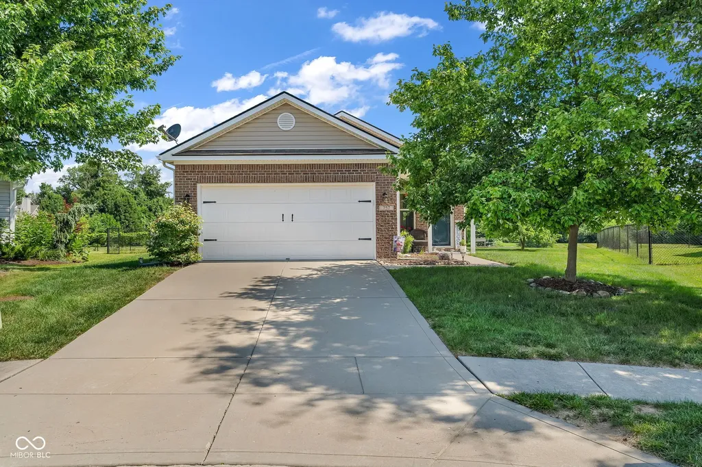 757 Aerostar Court Avon IN 46123