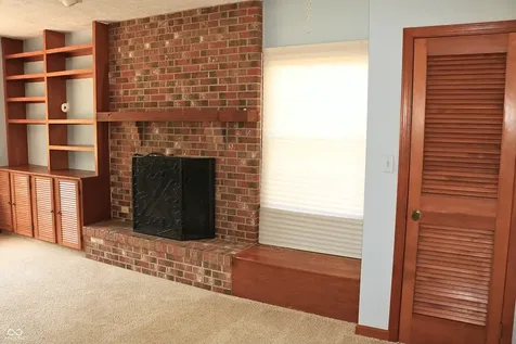 1258 W Country Club Road Crawfordsville IN 47933
