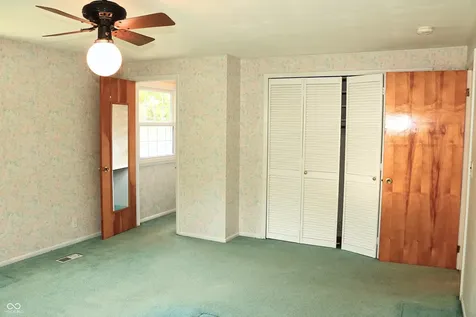 1258 W Country Club Road Crawfordsville IN 47933