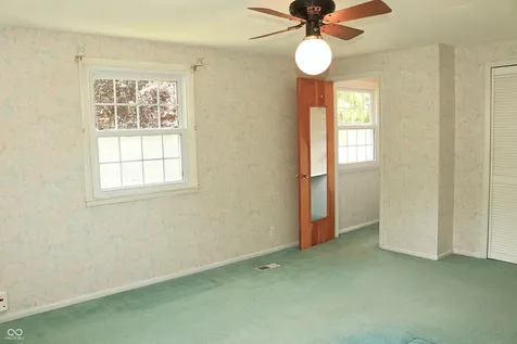 1258 W Country Club Road Crawfordsville IN 47933
