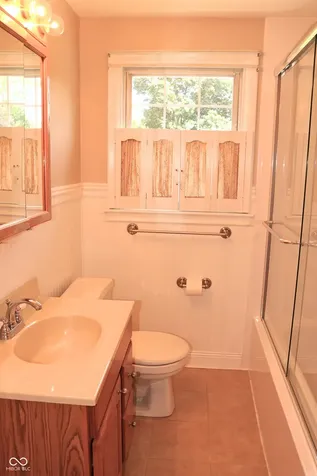 1258 W Country Club Road Crawfordsville IN 47933