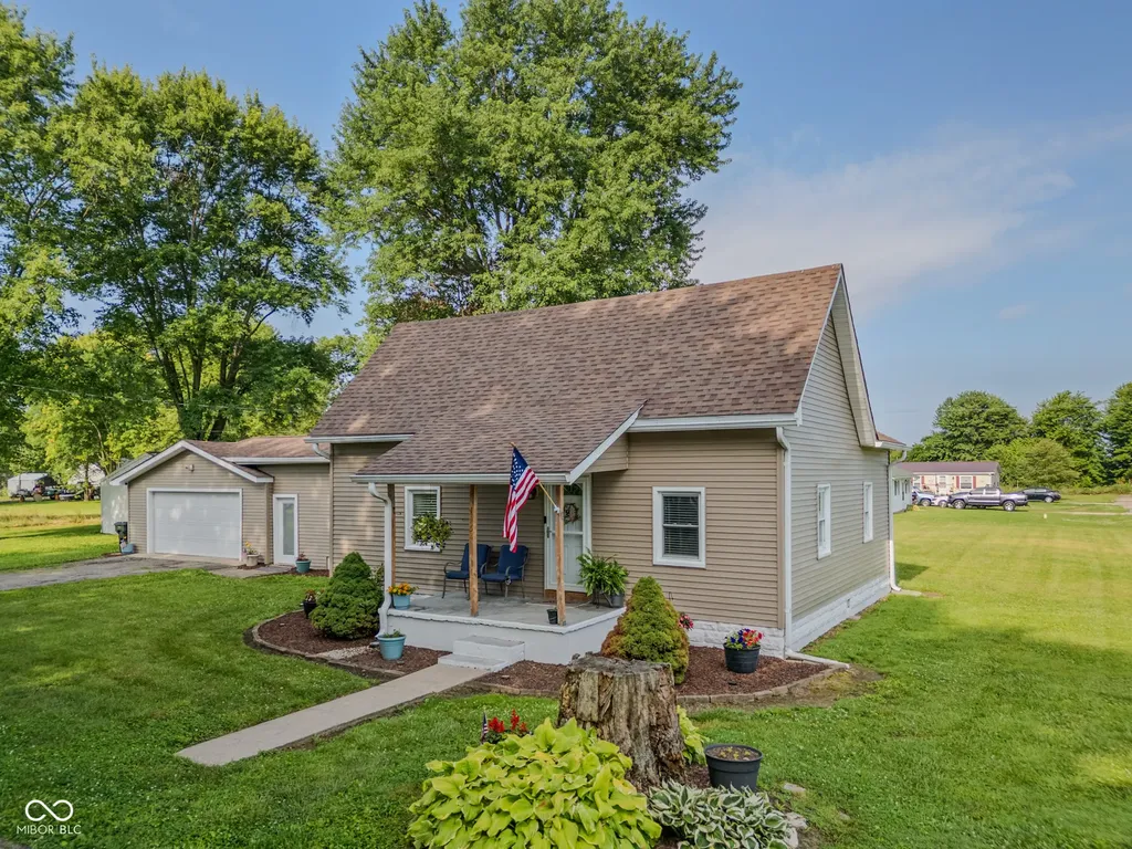 12852 1st Street Columbus IN 47203