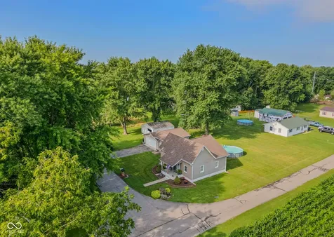 12852 1st Street Columbus IN 47203