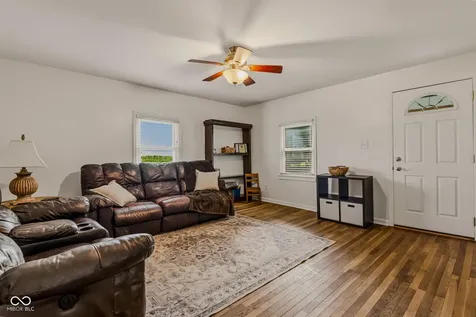 12852 1st Street Columbus IN 47203