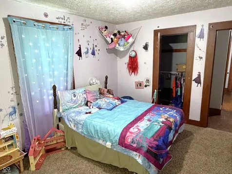2438 N 500 E Crawfordsville IN 47933