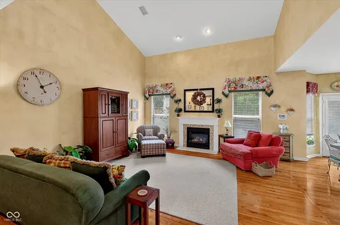 1720 Bentbrook Drive Avon IN 46123