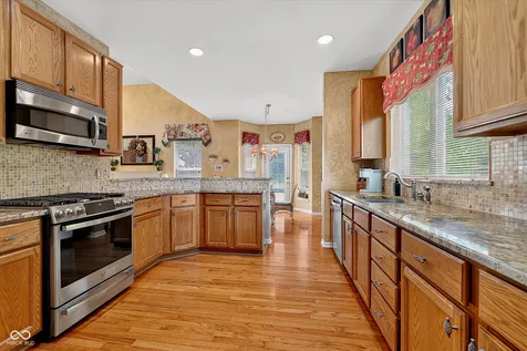 1720 Bentbrook Drive Avon IN 46123