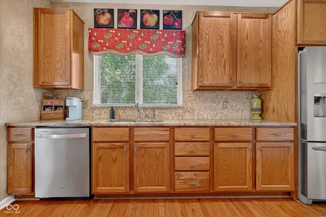 1720 Bentbrook Drive Avon IN 46123