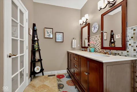 1720 Bentbrook Drive Avon IN 46123